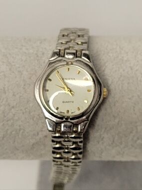 ▪︎Geneva Women's Watch